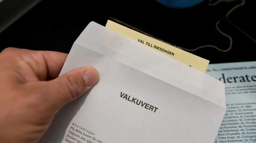 Närmare 170 röster räknades fel vid valnattens rösträkning i Jävres valdistrikt.