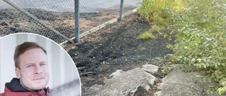Rester av miljöfarliga gamla bildäck på villovägar runt Backavallen: "Absolut inte optimalt"