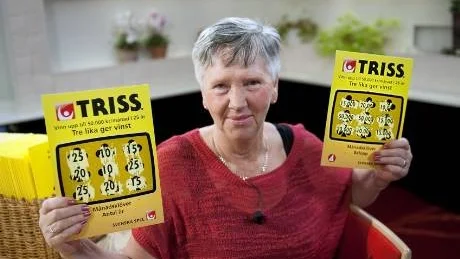 Ulla Wikström från Sankt Anna skrapade fram en vinst på 15 000 kronor i månaden i 25 år.Foto: Maja Suslin
