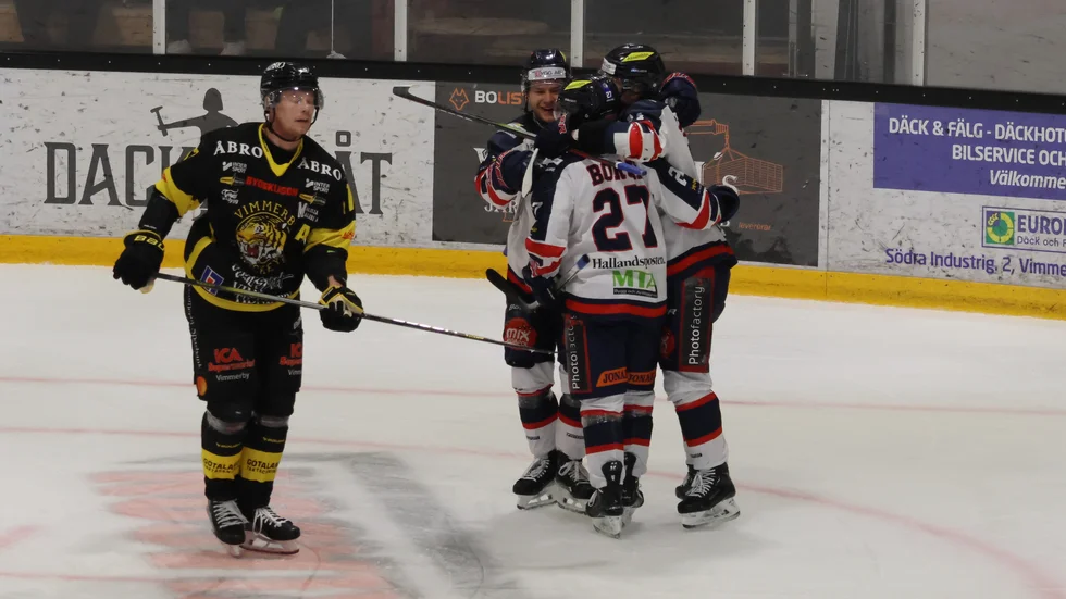 Halmstad gjorde 1-0 en bit in i första perioden efter att VH just haft ett power play.