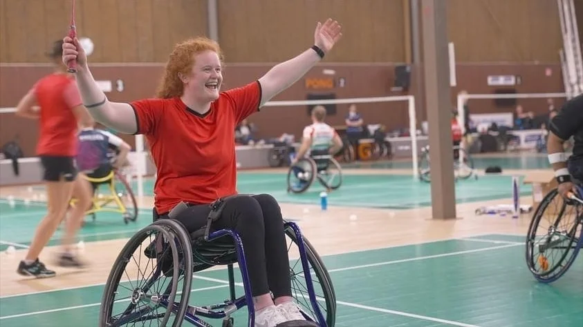 Glada miner blad deltagarna i det internationella badmintonlägret i Uppsala. 