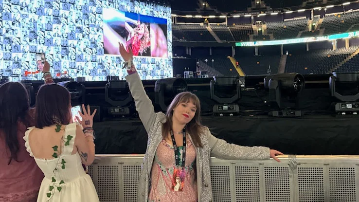 Elin Johansson stod längst fram på både fredagens och lördagens konsert "Jag började gråta så fort jag såg scenen".