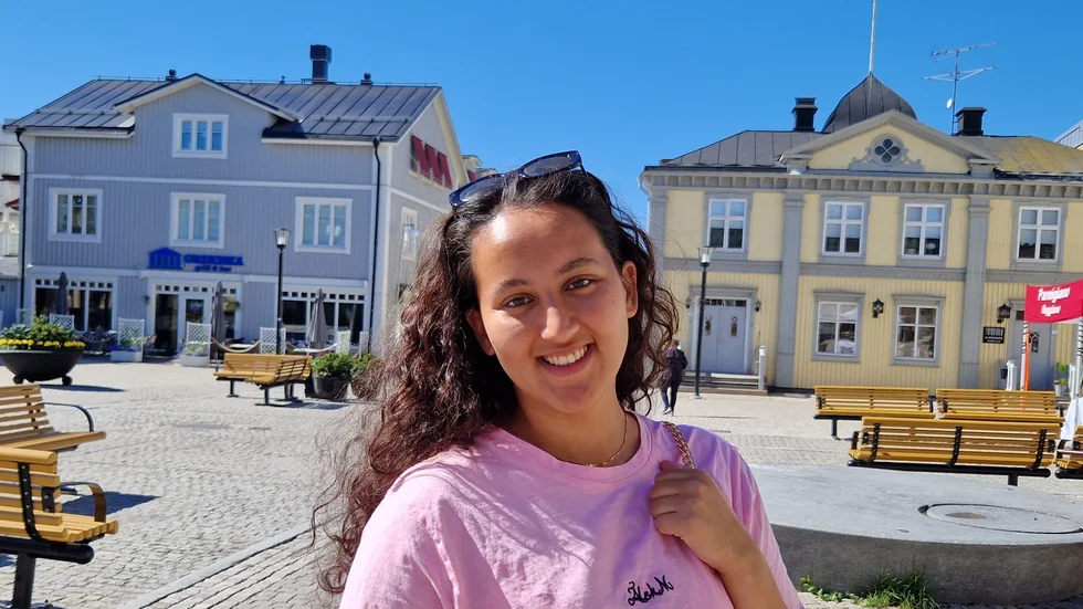 Aina Semenova, Piteå: "Det vore trevligt, för mig är detta en plats för resturanger, butiker och folk att promenera, inte för bilar."