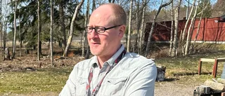 Kommunens träd föll på Fredriks husvagn – nu skickar han fakturan