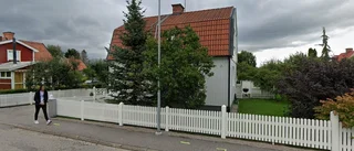 Huset på Lövåsvägen 24 i Tierp har sålts två gånger på kort tid