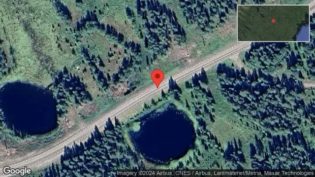 Brinnande fordon stoppar trafiken på väg 519