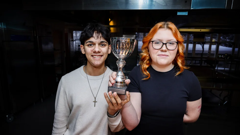 Jaacob Marklund och Victoria Engström vann Juniormedaljen 2024. Deras rätt vann juryns hjärta.