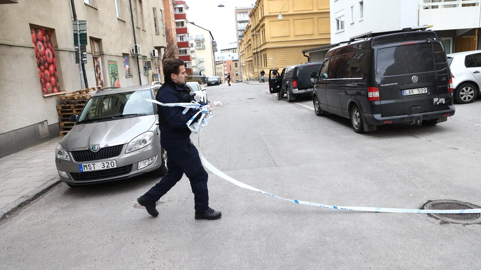 Flera personer evakuerades sedan ett misstänkt farligt föremål hittats i Norrköping. På söndagseftermiddagen hävdes avspärrningarna och de kunde återvända hem.