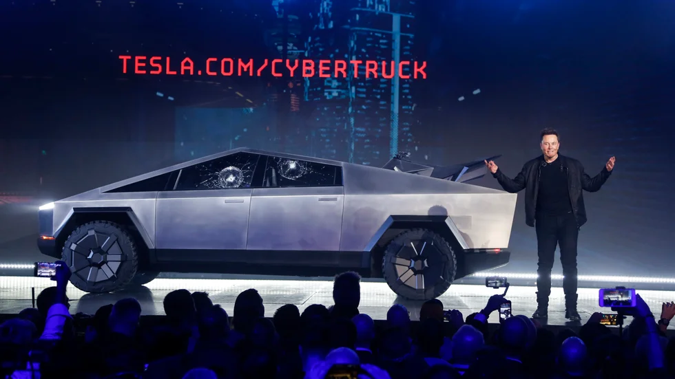 Teslas vd Elon Musk vid lanseringen av pickupen Cybertruck 2019. Arkivbild.