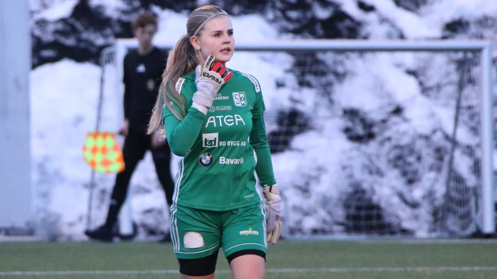 Tilda Hellström, ung och lovande målvakt i Storfors AIK