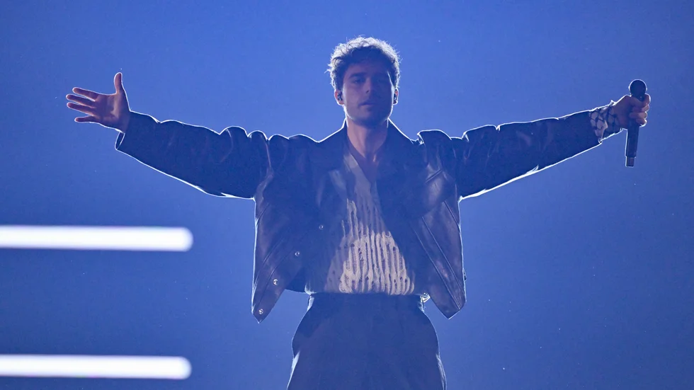 Eric Saade uppträder med sin låt "Popular" som öppningsakt under den första semifinalen i den 68:e upplagan av Eurovision Song Contest (ESC) på Malmö Arena. Arkivbild