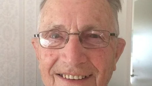 Eliud Karlsson har avlidit i en ålder av 98 år.