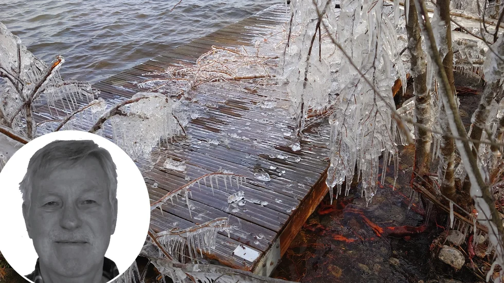 David Alveblad, sommarboende i Herresta vid Mälaren hittade en ilandfluten brygga, vars ägare han nu efterlyser.