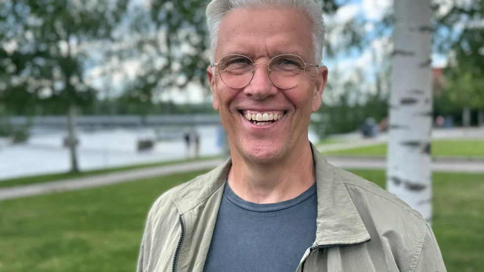 Pea Israelsson berättar om beslutet att tacka ja till att bli ny ordförande inom Västerbottens ishockeyförbund.