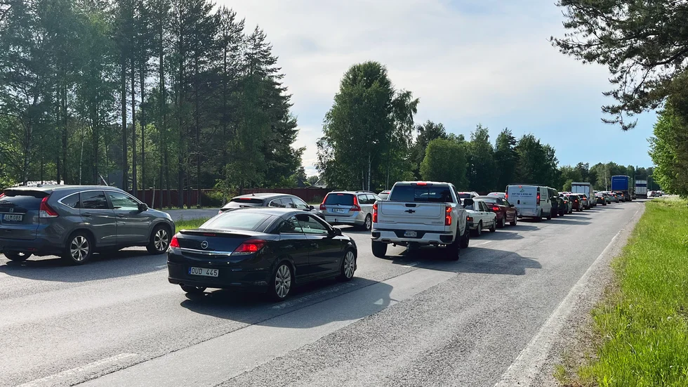 Efter olyckan bildades långa köer på väg ut från centrala Luleå.