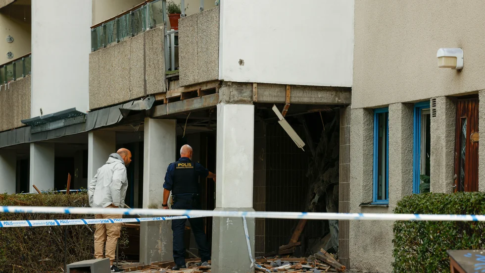 Efter en explosion på Barnängsgatan på Södermalm i centrala Stockholm.