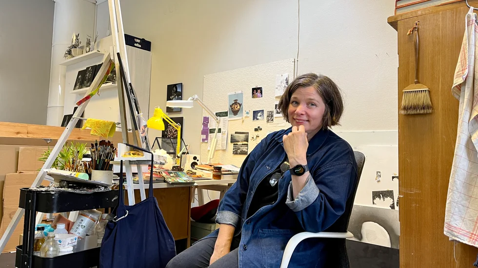 Anna-Karin Brus är biolog i grunden. "Jag har lärt mig som biolog att mångfald är bra. Det gäller också i konsten", säger hon.