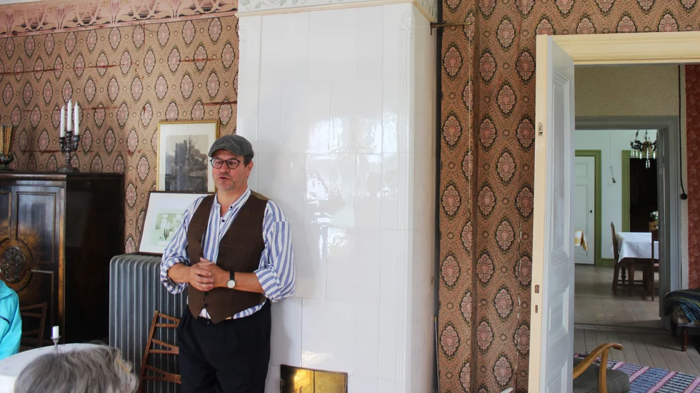 Mogens Amstrup Jakobsen guidade i Grosshandlarvillan.