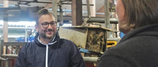 Partiledaren på turné: Ser framtidstro hos lantbruket