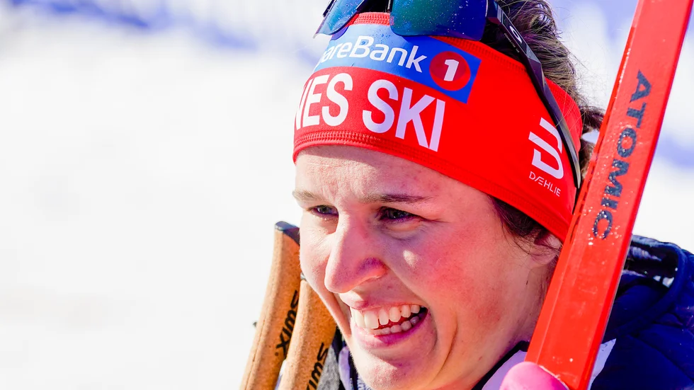 Tiril Udnes Weng efter ett skidlopp förra våren. Nu är hon tillbaka i tävlingsspåren.