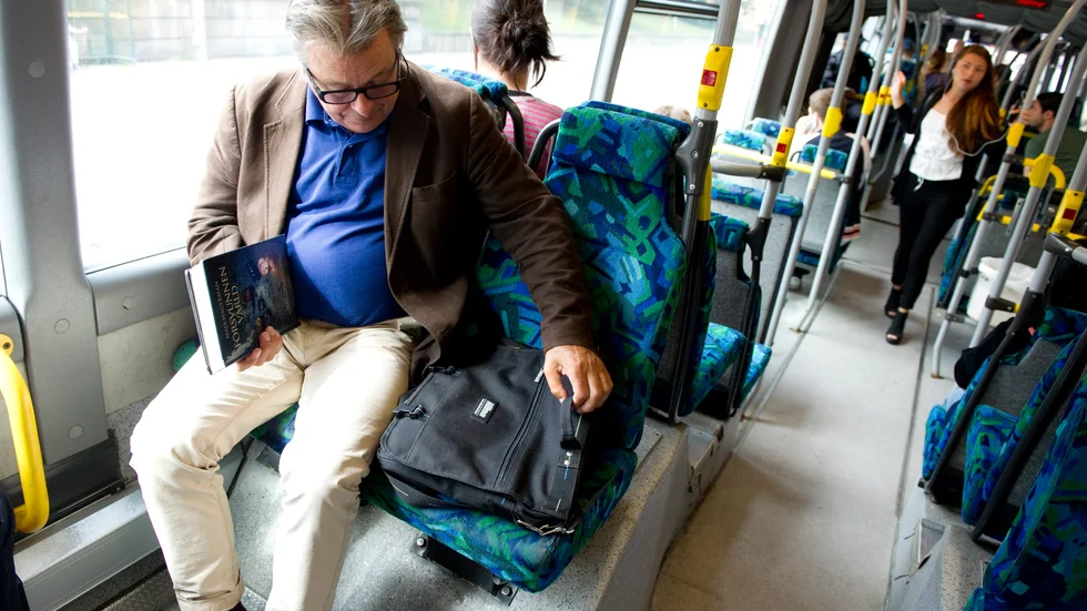En del av elbussarna i Stockholm och Skåne har tillverkats av företag som kan ha ägnat sig åt bland annat tvångsarbete. Arkivbild.
