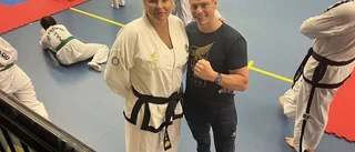 TV: Se när Åsa Känngård krossar brädor – med armbågen 