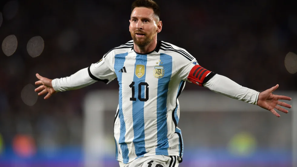 Lionel Messi firar efter att ha satt det enda målet i Argentinas 1–0-vinst mot Ecuador.