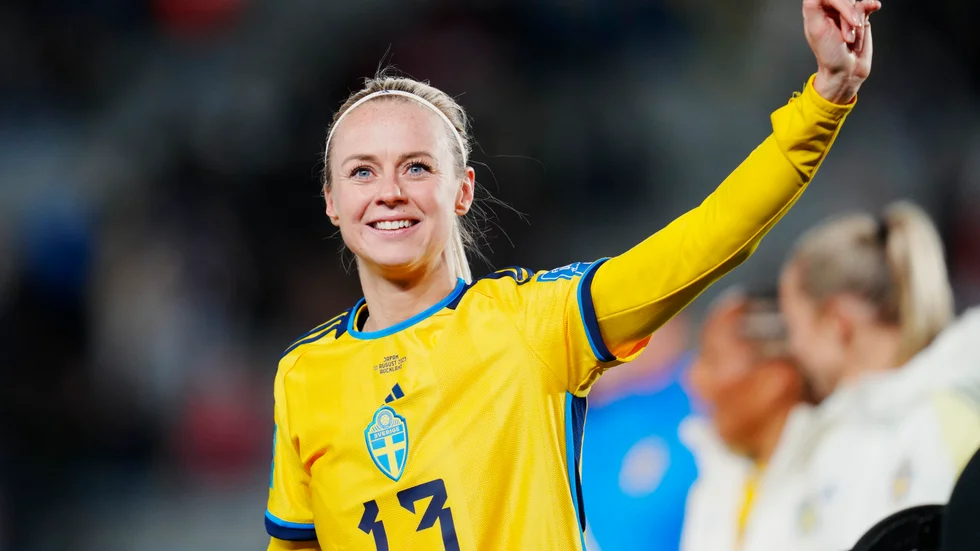 Amanda Ilestedt kan bli utsedd till världens bästa fotbollsspelare.