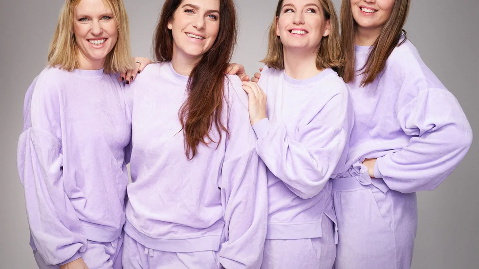 Humorgruppen Stallet består av Isabelle Riddez, Elin Thomasdotter, Linn Mannheimer och Isabella Posse Boquist. Biljetter finns via Nyköpingsguiden, på Rosvalla och i Stadshuset.