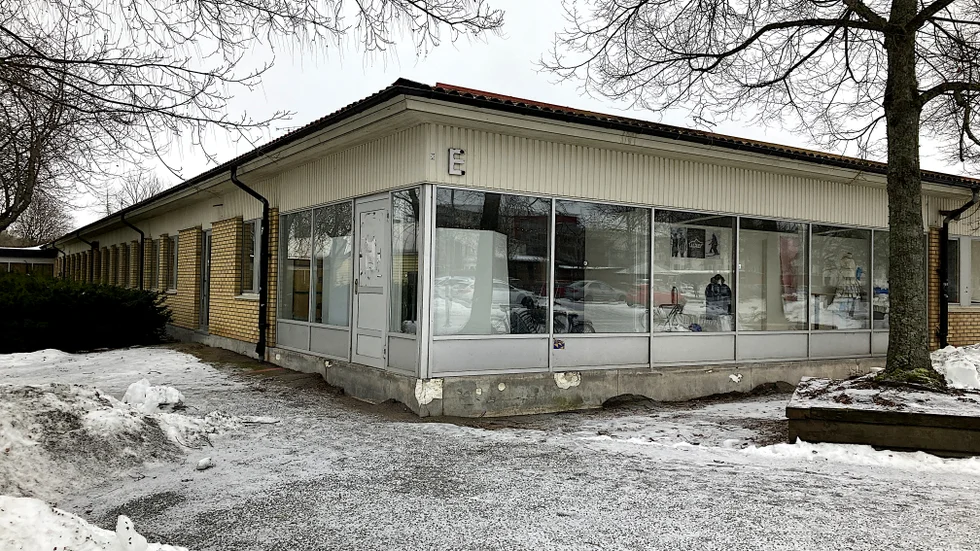 Westerlundska gymnasiets E-hus behöver bli föreningslokal och inte skola, enligt insändarskribenten