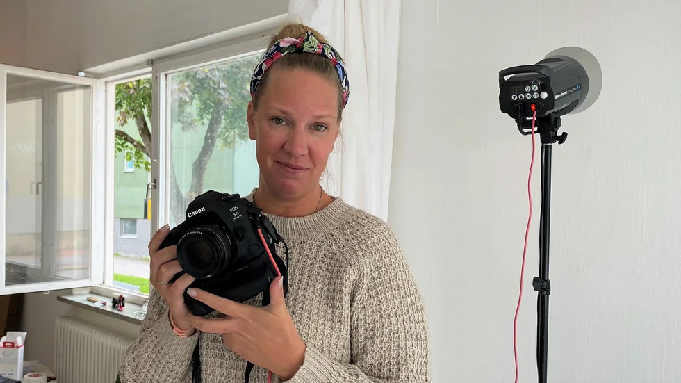 Angelica Windolf har jobbat som fotograf i över 20 år. För sju år sedan öppnade hon sin egen fotostudio.