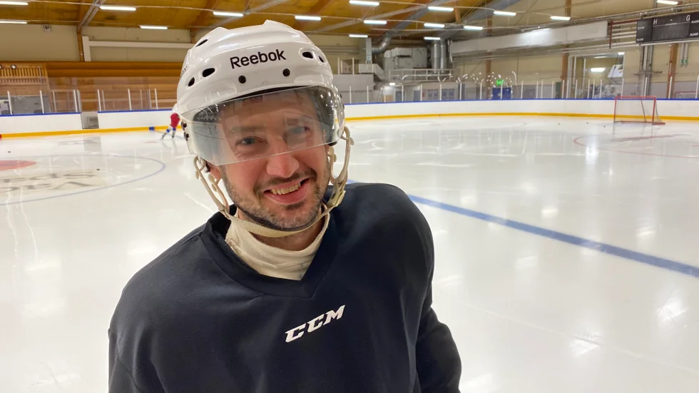 Andreas Axell är 37 år och ska spela för moderklubben HC Wettern i ishockeytrean i vinter. "Nu är det sista rycket", säger han inför premiären hemma mot Skärblacka på söndag.