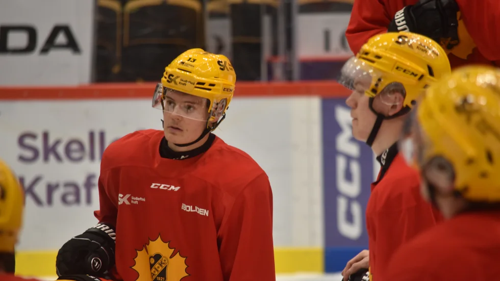 Theo Keilin var tillbaka med Skellefteå AIK på måndagen, efter bara två träningar och en match med Piteå HC.