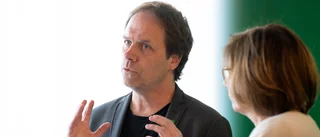 Holmgren hoppar av språkrörskampen – förnekar sprickor i partiet
