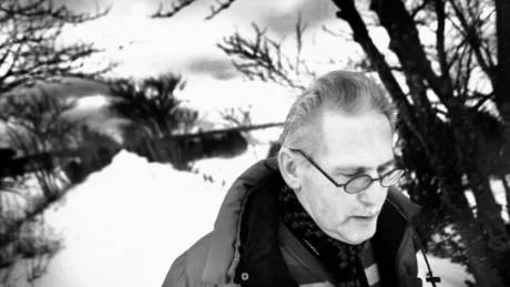 Upprörd. Olle Hammarberg rasar mot regeringens beslut, som innebär att de som utsatts för övergrepp på fosterhem under 1900-talet inte får någon ekonomisk ersättning. "Den skulle betraktas som ett erkännande av det vi varit med om, men det har man tagit bort nu", säger han.tommy söderlund/arkiv