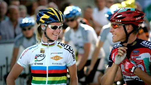 Tre svenska OS-hopp tävlade i samma lopp.  Vann gjorde Marcus Ljungqvist, men det är Susanne Ljungskog och Magnus Bäckstedt som har de stora medaljchanserna i Aten.