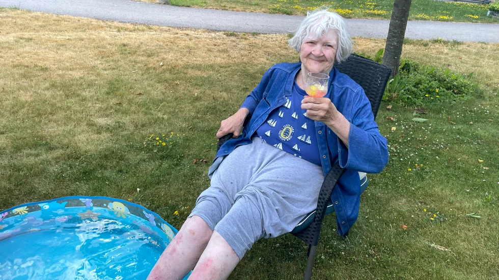 Festdeltagaren Gunilla Odenhed, "Igår fick vi våfflor. Det är kul att de händer mycket här".