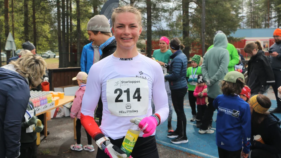 Sofia Henriksson damsegrare i extremeloppet över drygt 14 km i Starloppet 2023.