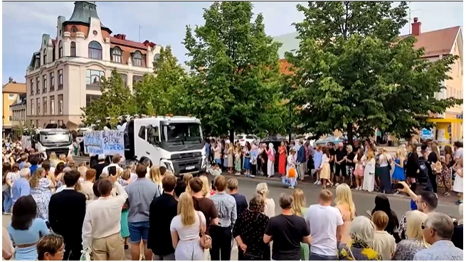 Skärmdump från VT:s livesändning.