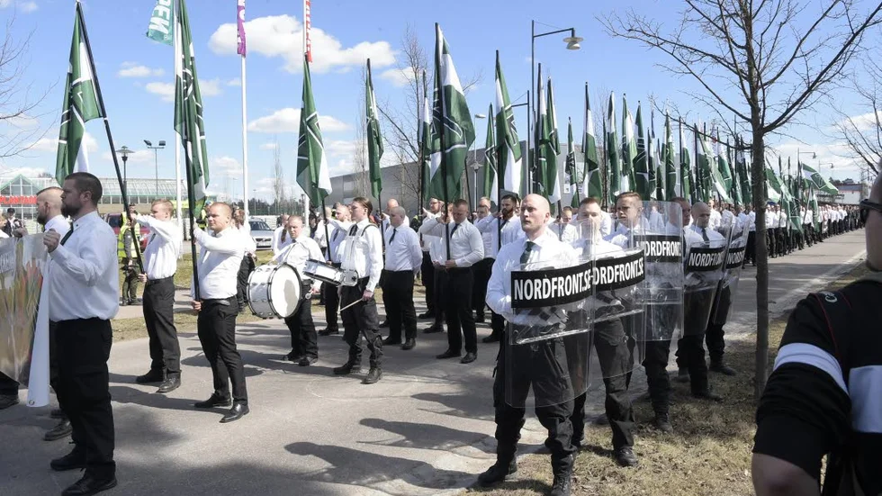 Skrämmande syn. Nazistdemonstratione i Falun 1 maj.
