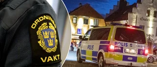 Kroggäst hotade ordningsvakt 