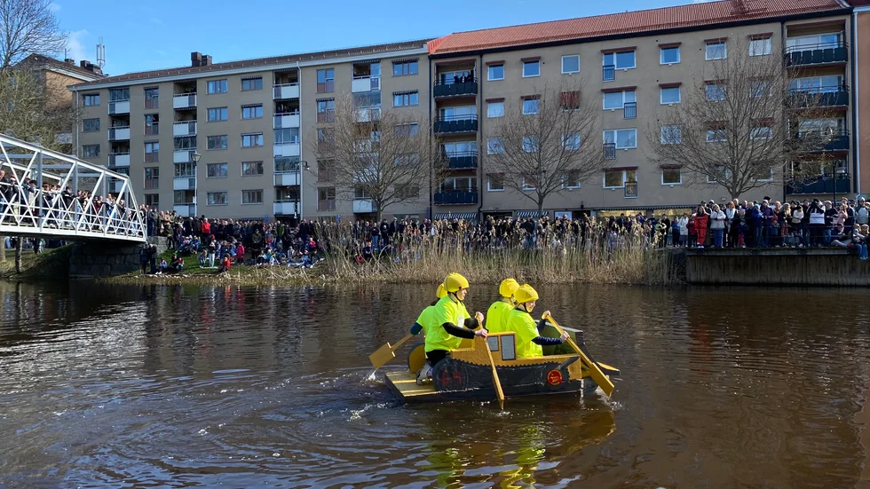 Forsränningen startar i sakta mak vid Eddaspången.
