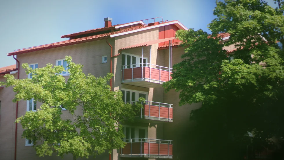 Gnejsvägens LSS-boende är i centrum för en av Motala kommuns tuffaste interna tvekamper någonsin.