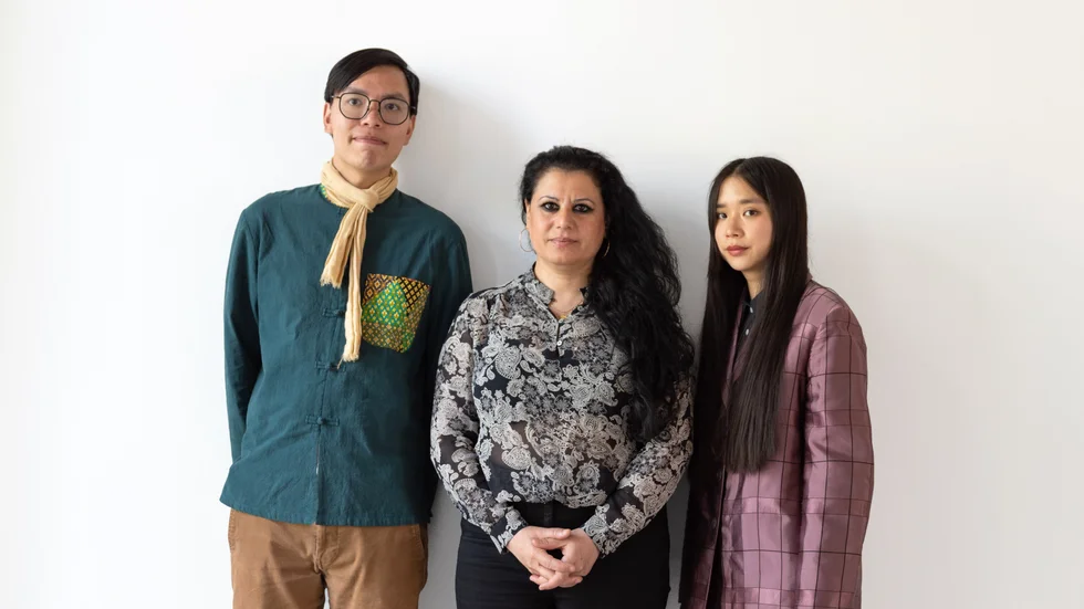 Kompositören Tze Yeung Ho från Norge, konstnären Kholod Hawash från Finland och den svenska konstnären Lap-See Lam gör ett gemensamt verk till Venedigbiennalen bästa år. Pressbild.