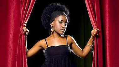 Mary N'diaye blandar soca med electro och dancehall. På lördag uppträder hon på Orange.
