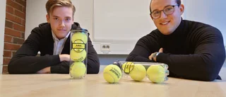 Henrik och Oscar ger padelbollar nytt liv: "Det slängs mycket eftersom de måste bytas så ofta"
