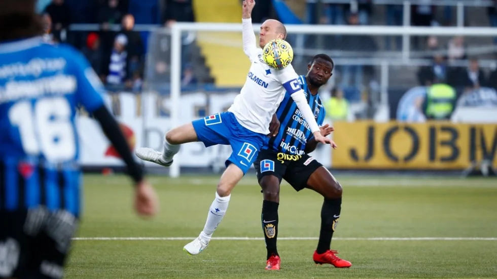 IFK Norrköpings Andreas Johansson och Sirius Moses Ogbu under lagens möte i våras.