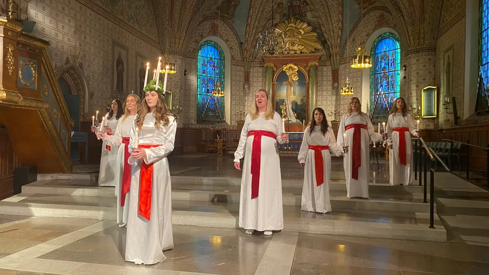 Enköpings lucia i Vårfrukyrkan.
