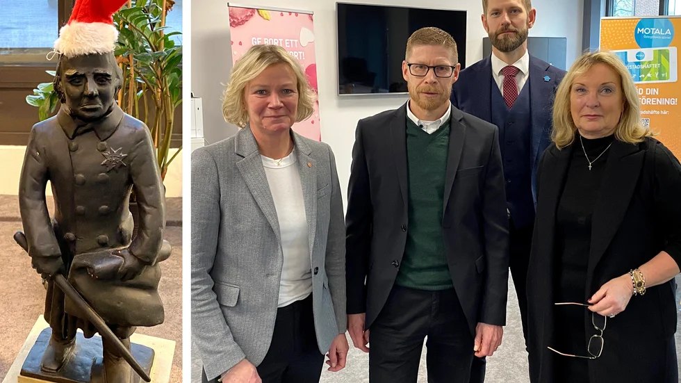 Anneli Axelsson - Swebank, Anders Svensk - Danske Bank, Mark Henriksson (M) kommunstyrelsens ordförande och Christina Gyberg - Företagarna. Till vänster: en julfin staty av Baltzar von Platen.