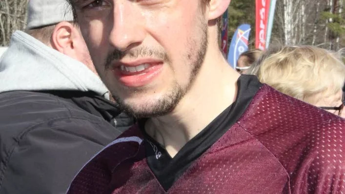 Pigga ben. Olle Kalered slutade trea i Nyköping.